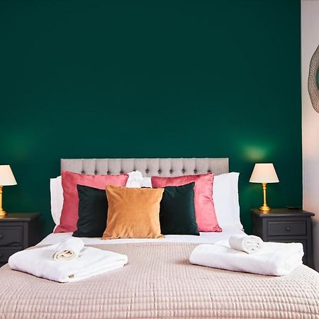 Lovely Abode In Newcastle - Sleeps 4 - Ground Floor Eksteriør billede