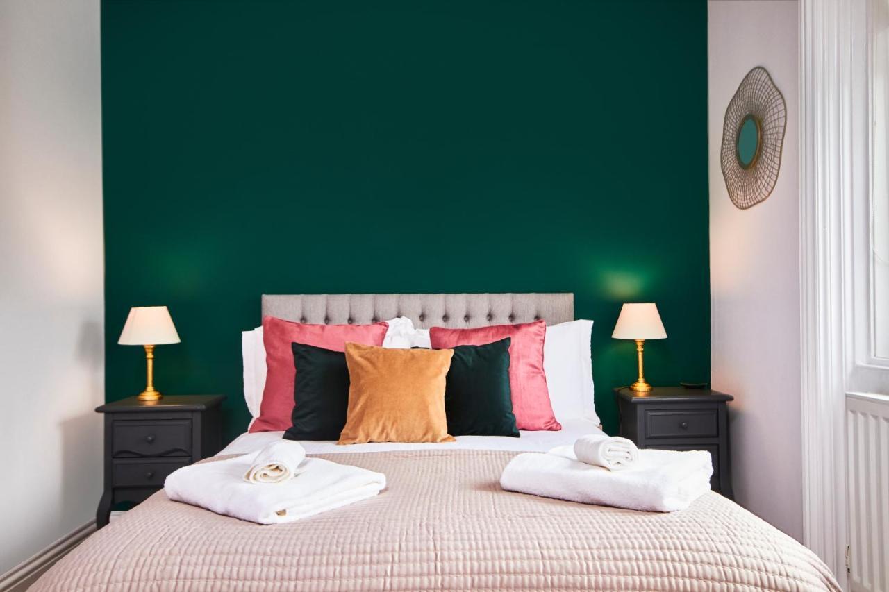 Lovely Abode In Newcastle - Sleeps 4 - Ground Floor Eksteriør billede