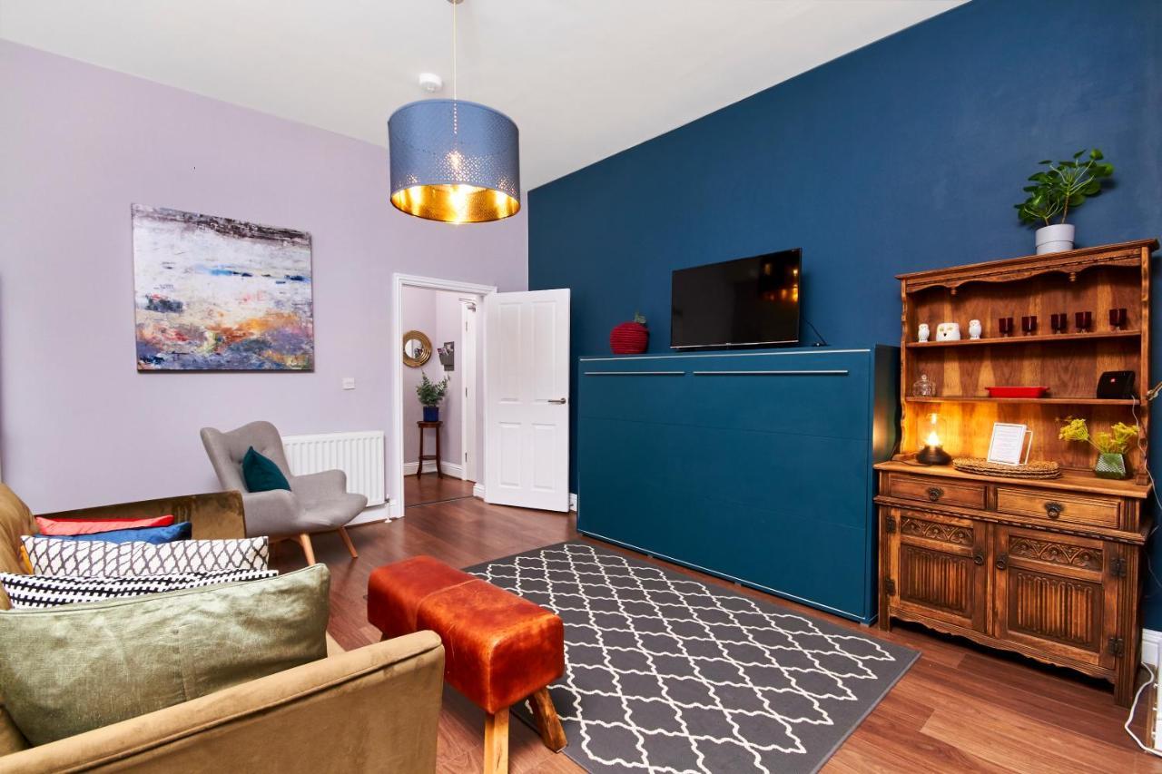 Lovely Abode In Newcastle - Sleeps 4 - Ground Floor Eksteriør billede