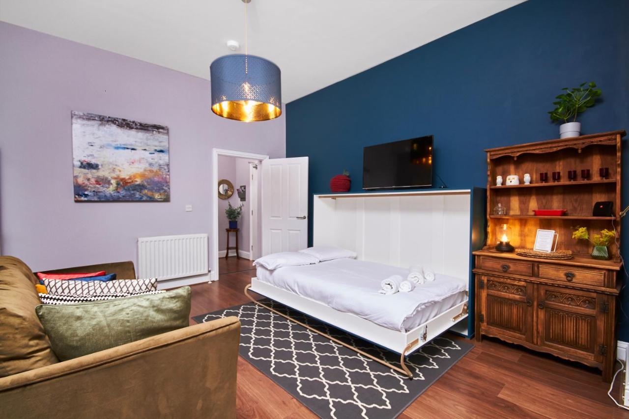 Lovely Abode In Newcastle - Sleeps 4 - Ground Floor Eksteriør billede